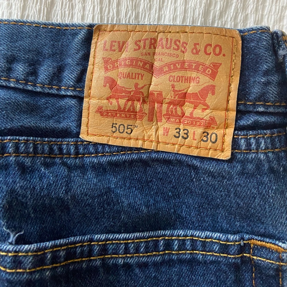 Levi’s Mens 505 jeans size 33/30